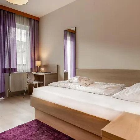 Steinberger Hotel 4*